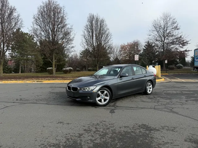 2013 BMW 3 Series 320i