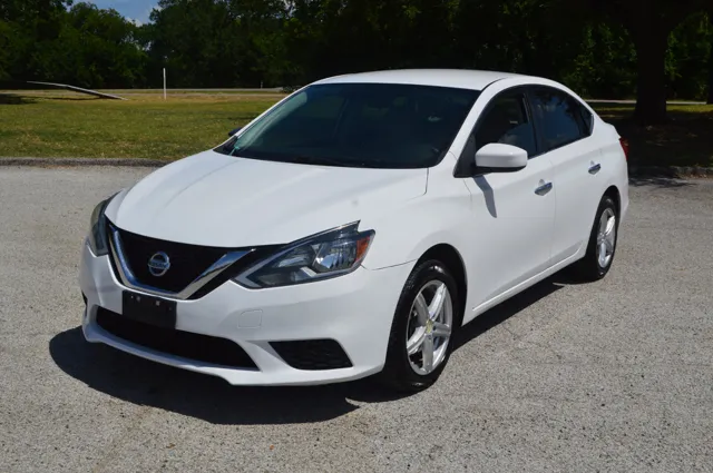 2017 Nissan Sentra S CVT's photo