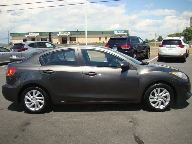 2012 Mazda MAZDA3 i Touring's photo