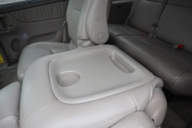2009 Toyota Sienna Limited - Photo 23