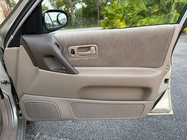 1995 Nissan Altima - Photo 16