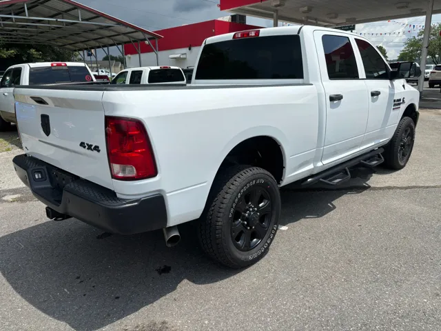 2017 Ram 2500 Tradesman photo 2