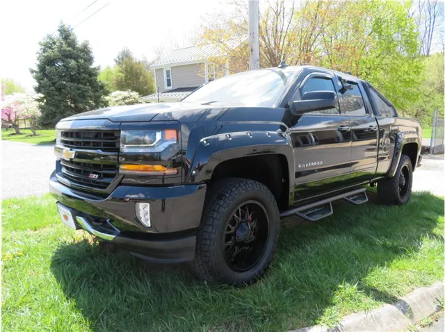 2017 Chevrolet Silverado 1500 LT Z71's photo