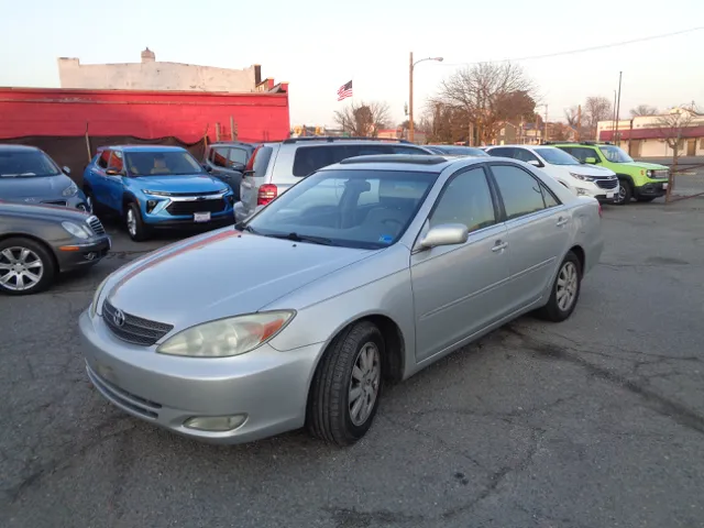 2004 Toyota Camry XLE V6