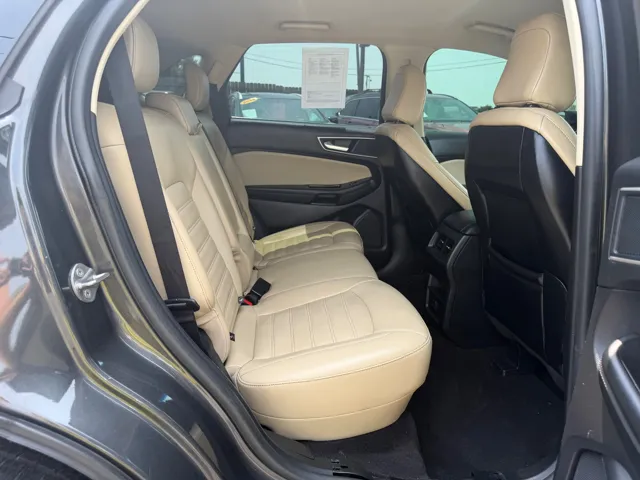 2020 Ford Edge SEL - Photo 20