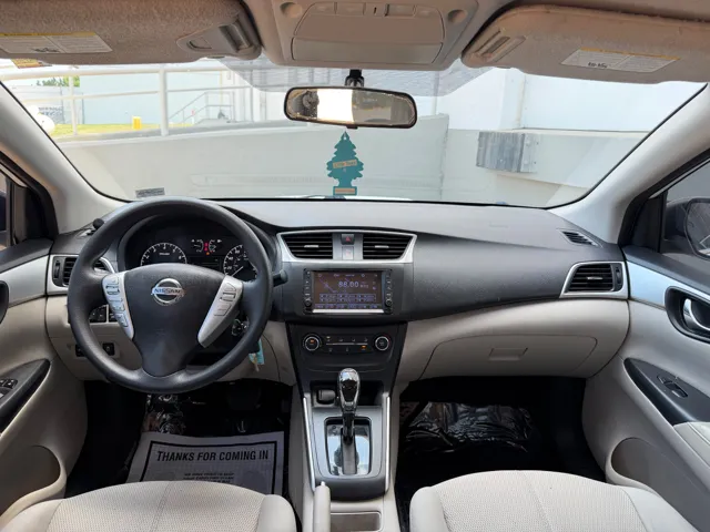 2017 Nissan Sentra S - Photo 9