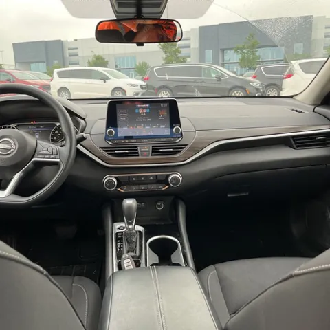 2024 Nissan Altima SV - Photo 12