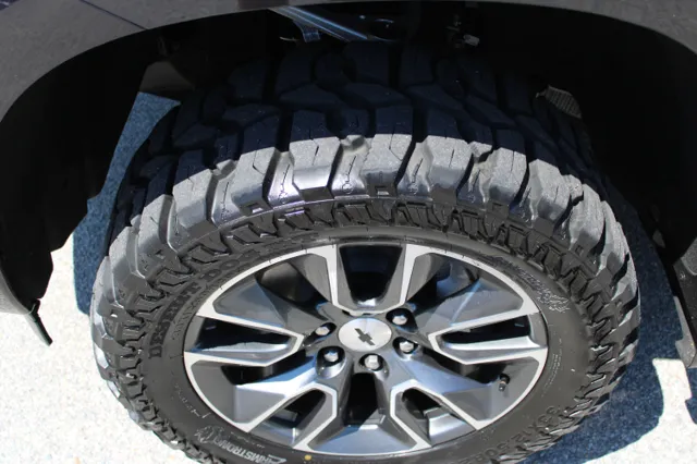 2024 Chevrolet Silverado 1500 RST - Photo 15