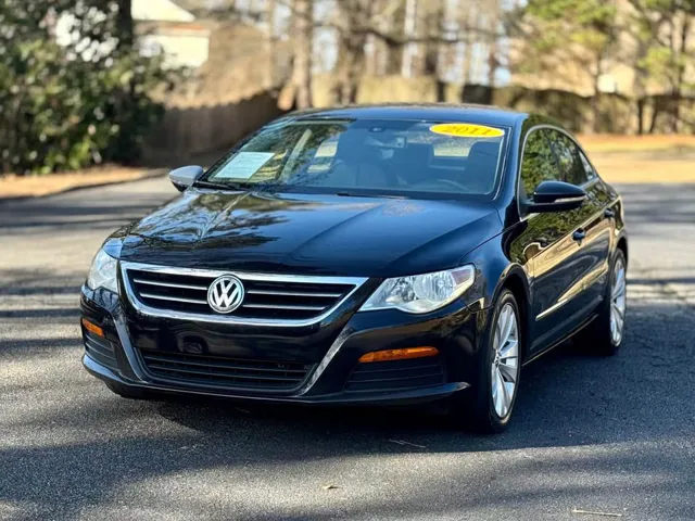 2011 Volkswagen CC Sport's photo