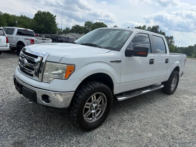 2012 Ford F-150 XLT 4x4 SuperCrew 145-in's photo