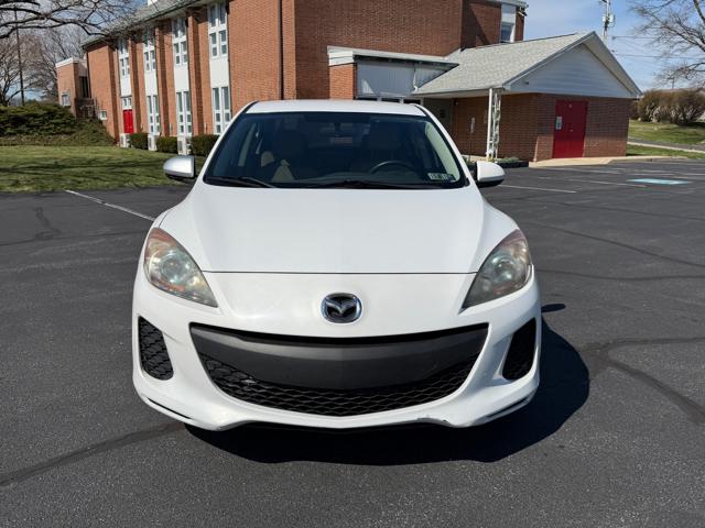 2012 Mazda MAZDA3 i Touring 4-Door