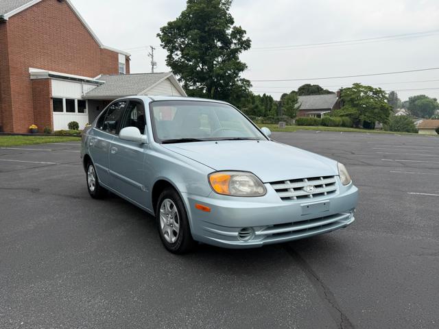 2005 Hyundai Accent GLS 4-Door