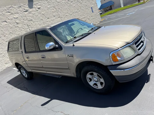 2002 Ford F-150 XLT