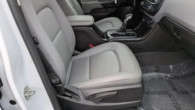 2022 Chevrolet Colorado Work Truck - Photo 24