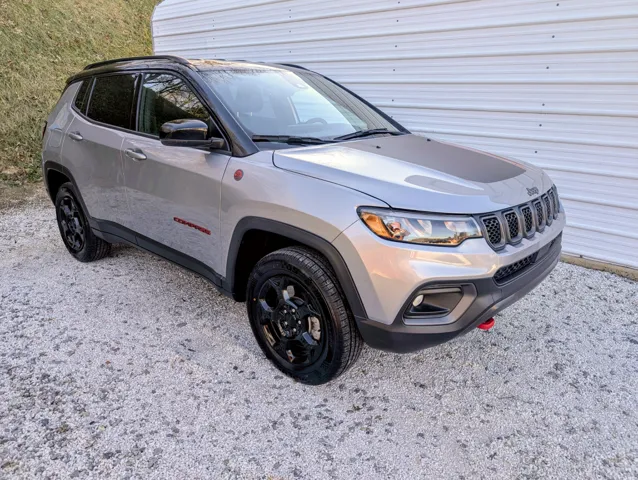 2023 Jeep Compass Trailhawk's photo