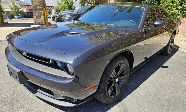 2019 Dodge Challenger SXT RWD photo