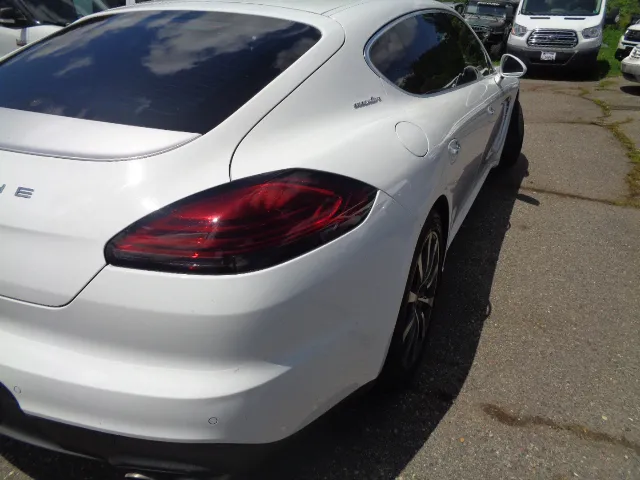 2015 Porsche Panamera S - Photo 119