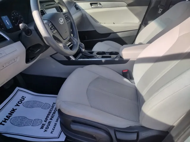 2016 Hyundai Sonata SE - Photo 13