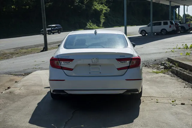 2019 Honda Accord LX - Photo 5