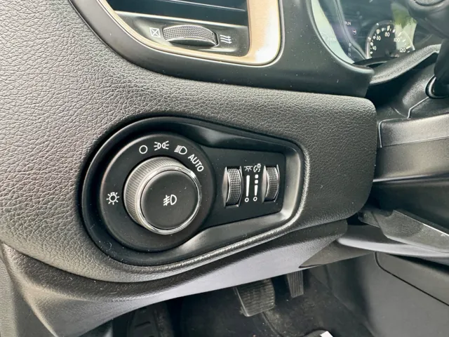 2017 Jeep Renegade Limited - Photo 16