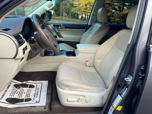 2011 Lexus GX Base - Photo 9