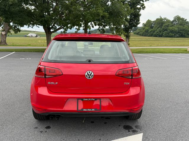 2015 Volkswagen Golf TDI SE