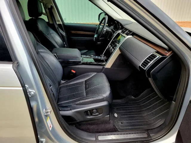 2017 Land Rover Discovery HSE - Photo 10