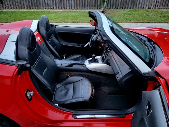 2007 Saturn Sky Roadster - Photo 17