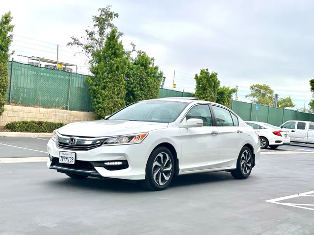 2017 Honda Accord EX - Photo 20