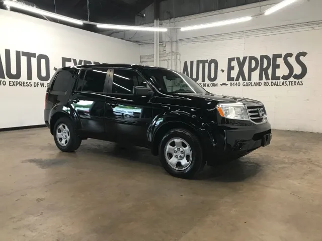 2012 Honda Pilot LX's photo