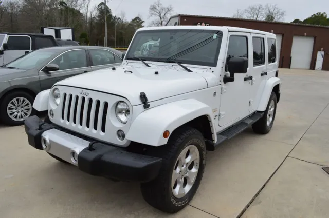 2014 Jeep Wrangler Unlimited Sahara's photo