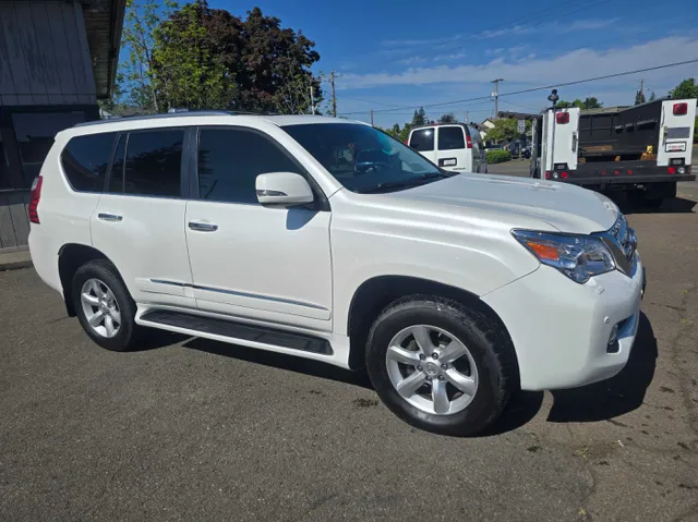 2010 Lexus GX 460 460 Premium's photo
