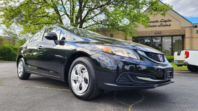 2013 Honda Civic LX Auto's photo