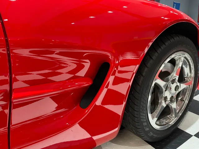 1998 Chevrolet Corvette Base - Photo 11