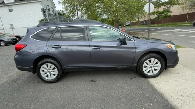 2015 Subaru Outback 2.5i Premium CVT PZEV's photo