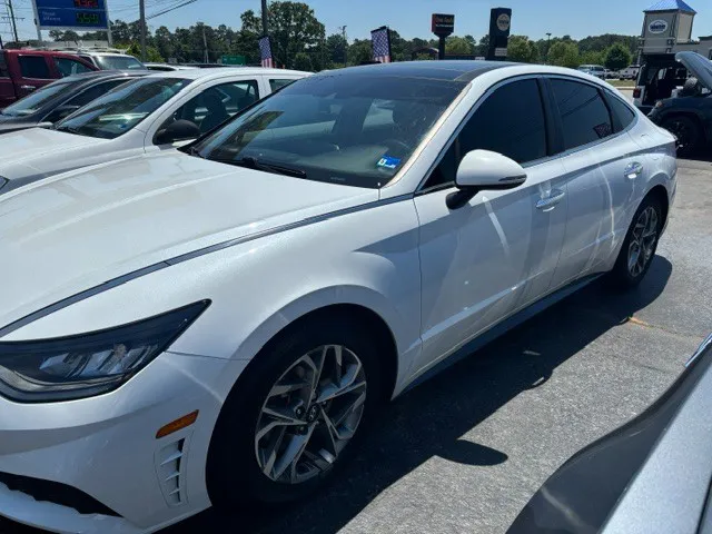 2020 Hyundai Sonata SEL's photo