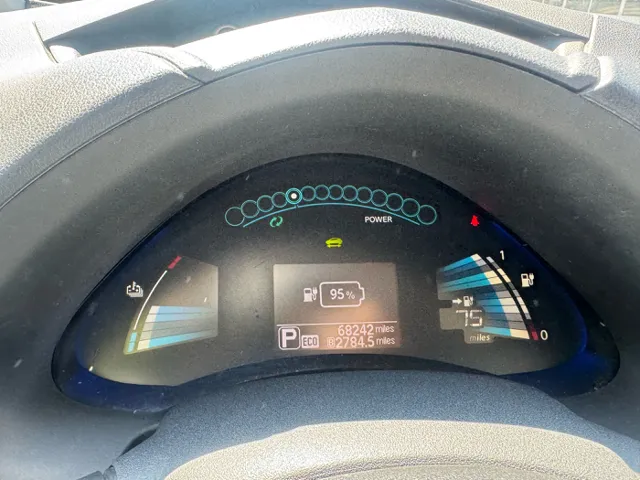 2015 Nissan LEAF