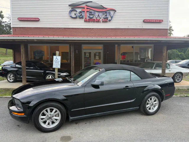 2006 Ford Mustang's photo