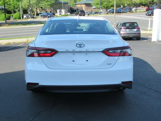 2021 Toyota Camry LE - Photo 6