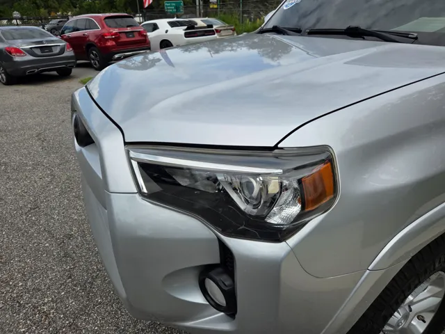 2016 Toyota 4Runner Base photo 14