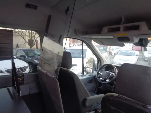 2019 Ford Transit Passenger Van XLT - Photo 28