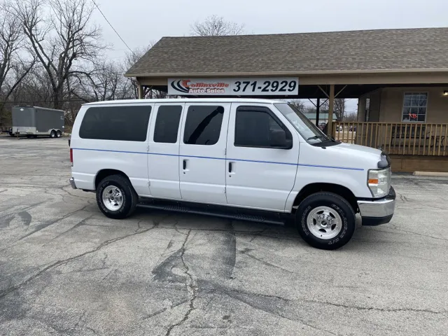 2013 Ford E-Series Econoline Wagon XLT