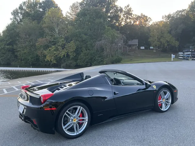 2013 Ferrari 458 Spider Base photo 4
