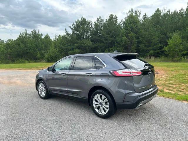 2022 Ford Edge