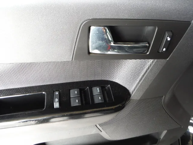 2011 Ford Escape Limited - Photo 16