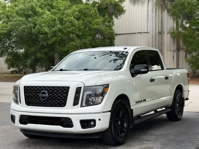 2019 Nissan Titan SV