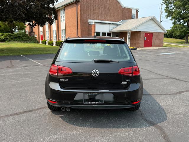 2015 Volkswagen Golf TDI S