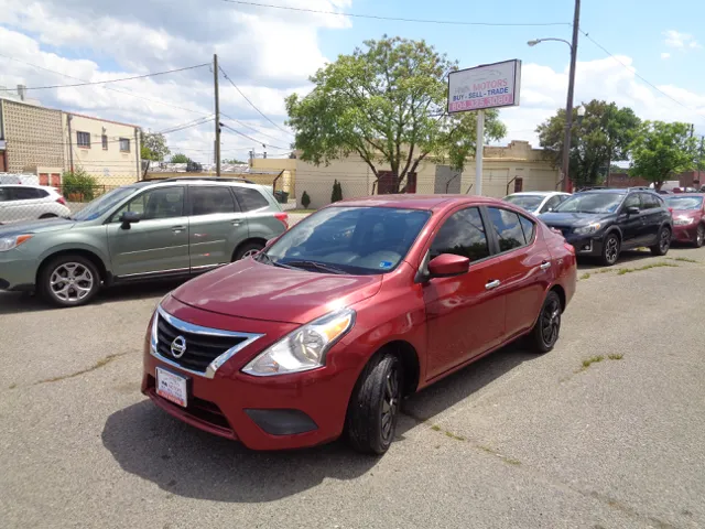 2018 Nissan Versa 1.6 SV CVT's photo