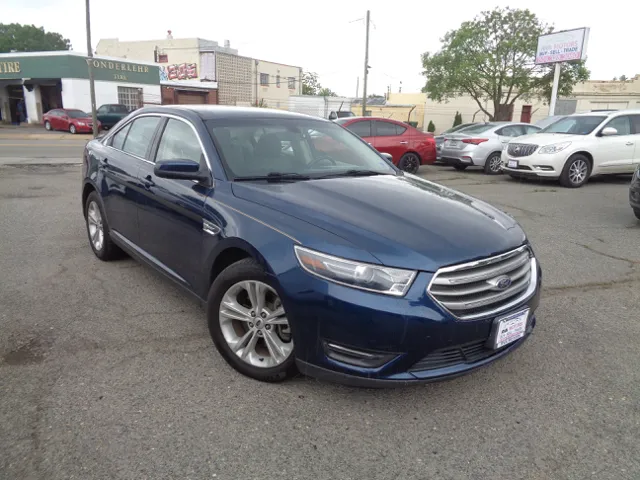 2017 Ford Taurus SEL FWD's photo
