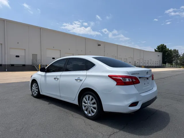 2017 Nissan Sentra S - Photo 3
